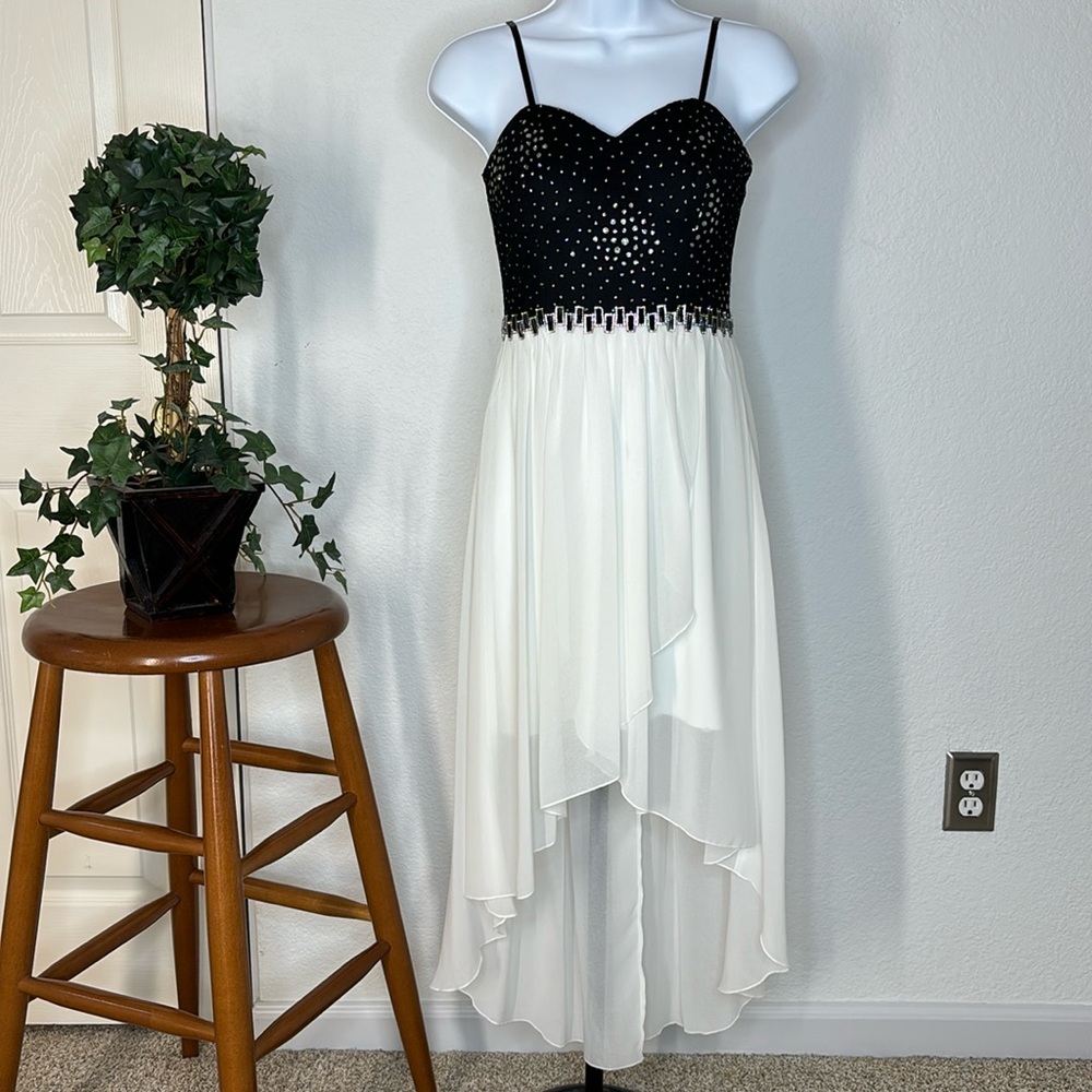 Prom Dress Fitted Bodice High-Low Hem Black & White Formal Dress Crystals Bling